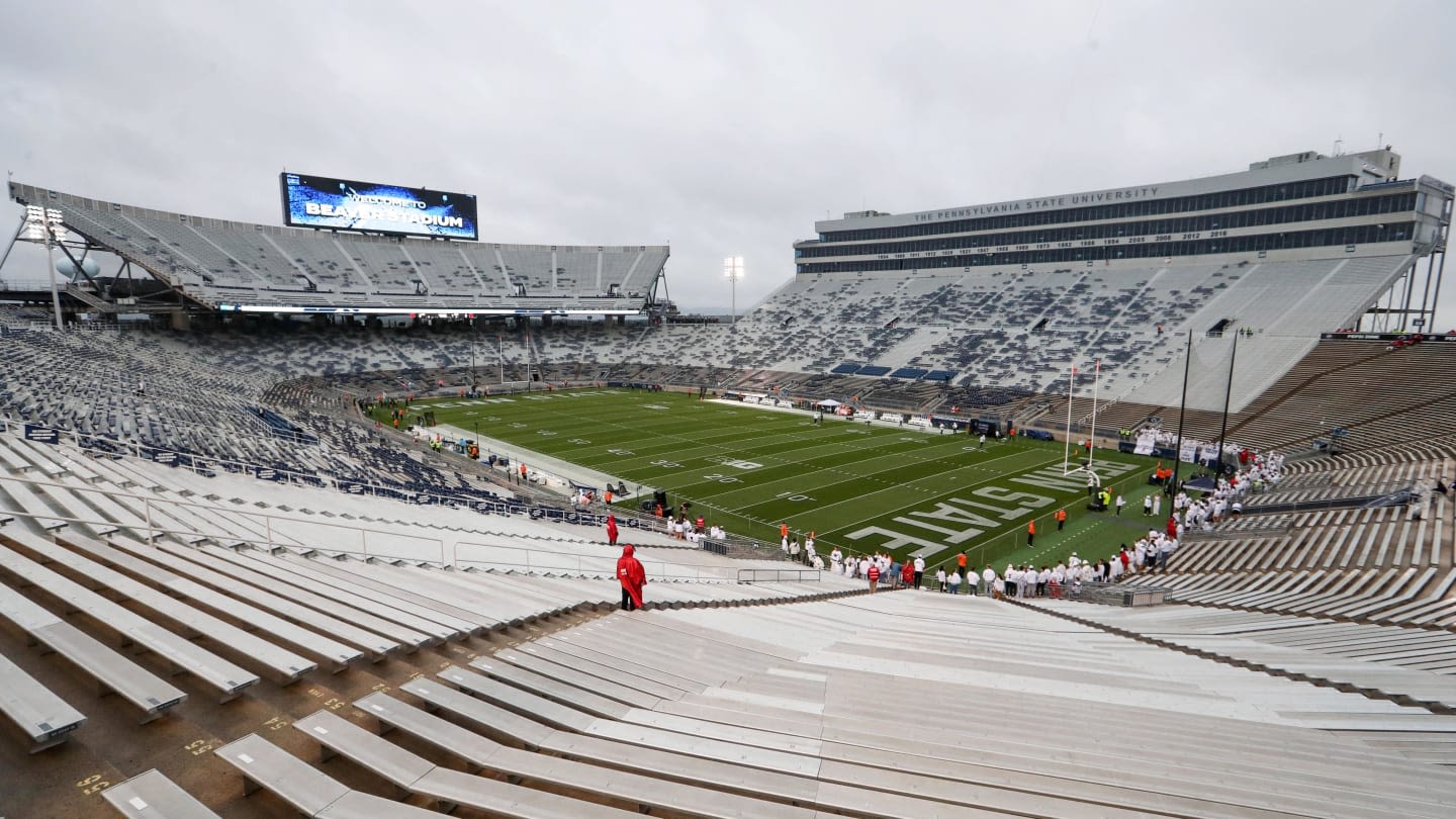 Freshman Linebacker Anthony Speca Brings 'Influential' Personality to Penn State