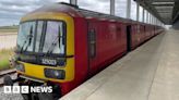 Royal Mail Daventry super hub 'will stay' despite train plans