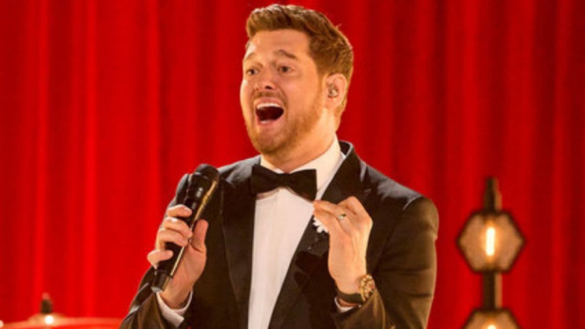 ...Michael Bublé Has A Comment For Anyone Who Thinks The Voice Is 'A Game': 'I Think I Can Speak For Snoop...