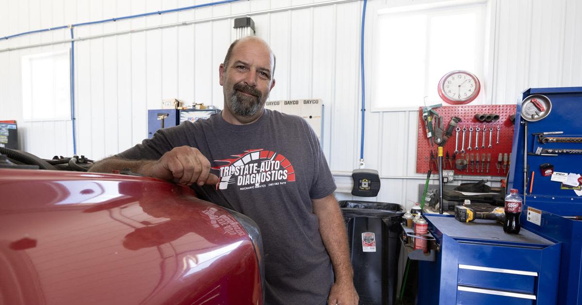 Biz Buzz: Longtime area auto shop opens at new location under new owner; area electrician opens business; salon opens in Dubuque