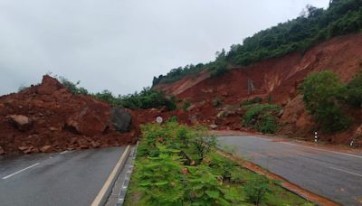 Uttara Kannada district: Five feared trapped under mud after landslide on NH 66