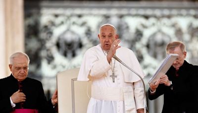 Pope condemns killing of Honduran environmental activist