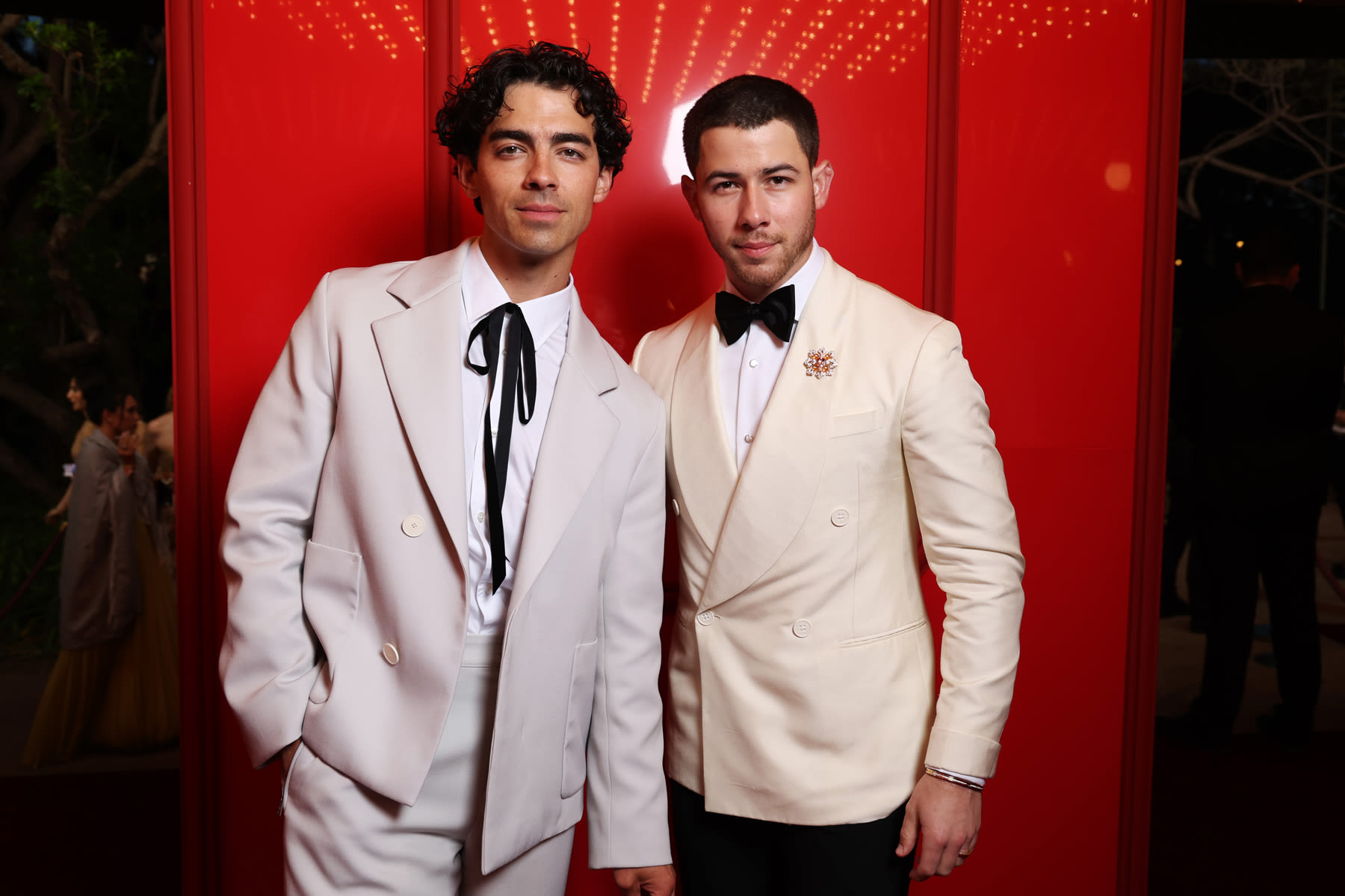 Joe Jonas Joins Nick Jonas at Cannes Film Festival Gala for Surprise ‘Cake by the Ocean’ Performance