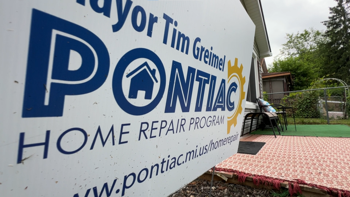 Pontiac homeowners receive $25,000 for home repairs thanks to city program