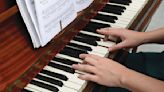 New ‘smart gloves’ could help stroke patients relearn how to play the piano