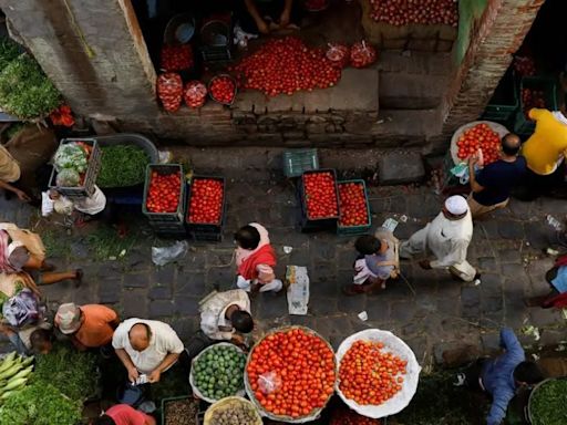 High prices, low availability of greens are blowing up grocery bills in Delhi