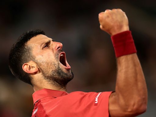 Novak Djokovic despejó fantasmas, estiró su racha en Roland Garros y le habló al mundo: "En los Grand Slams juego mi mejor tenis"