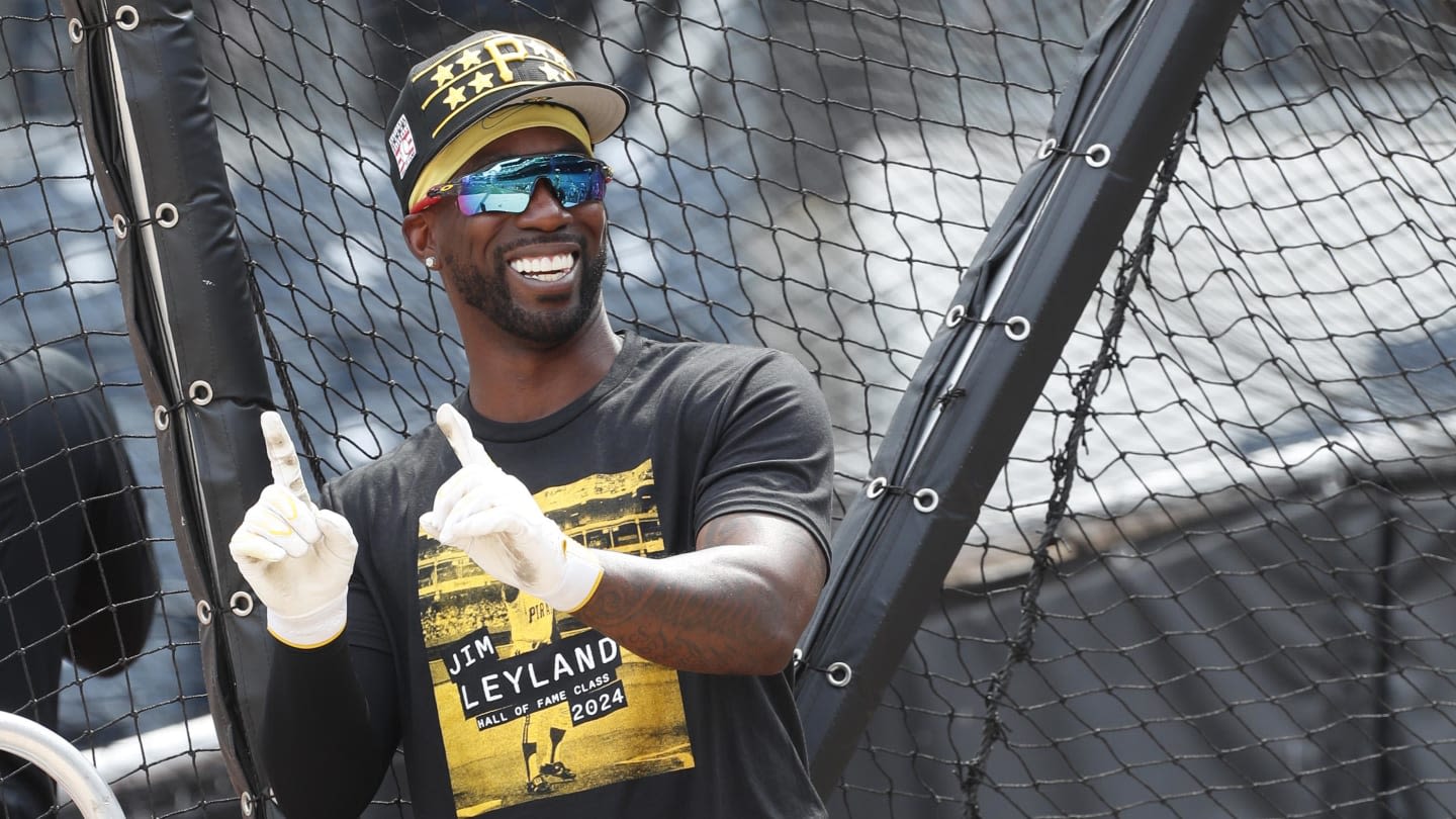 Pirates Give Injury Update on Andrew McCutchen