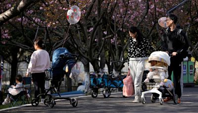 China offers flexible jobs for women after childbirth