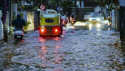 Red alert in Kerala's Idukki and Pathanamthitta as IMD predicts extremely heavy rainfall