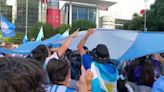 Argentinos realizan banderazo en Houston en apoyo a su seleccion