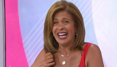 Hoda Kotb suffers awkward wardrobe malfunction on Today