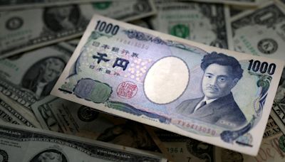 Japan's yen tumbles to 34-year low; US dollar gains after inflation data