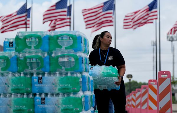 Millions in Houston coping with power outages from storm Beryl amid searing heat: ‘bad, bad, bad’