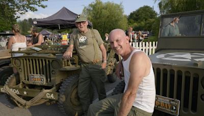 All the best photos as thousands attend annual vintage vehicle event