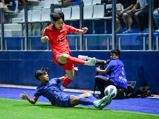 Tottenham agree deal to sign South Korean teenager Yang Min-hyuk