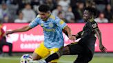 MLS notebook: LAFC, Philadelphia vie for Supporters' Shield; Mukhtar gaining steam in MVP race