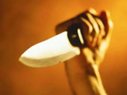 25-yr-old man ‘stabbed to death’ in front of cops in Dharavi, 2 held