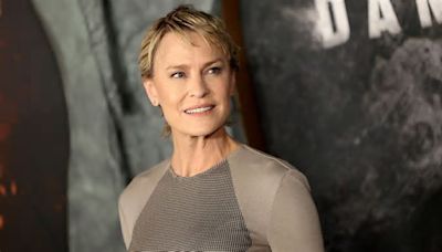 Robin Wright to Star in, Direct Amazon Drama ‘The Girlfriend'