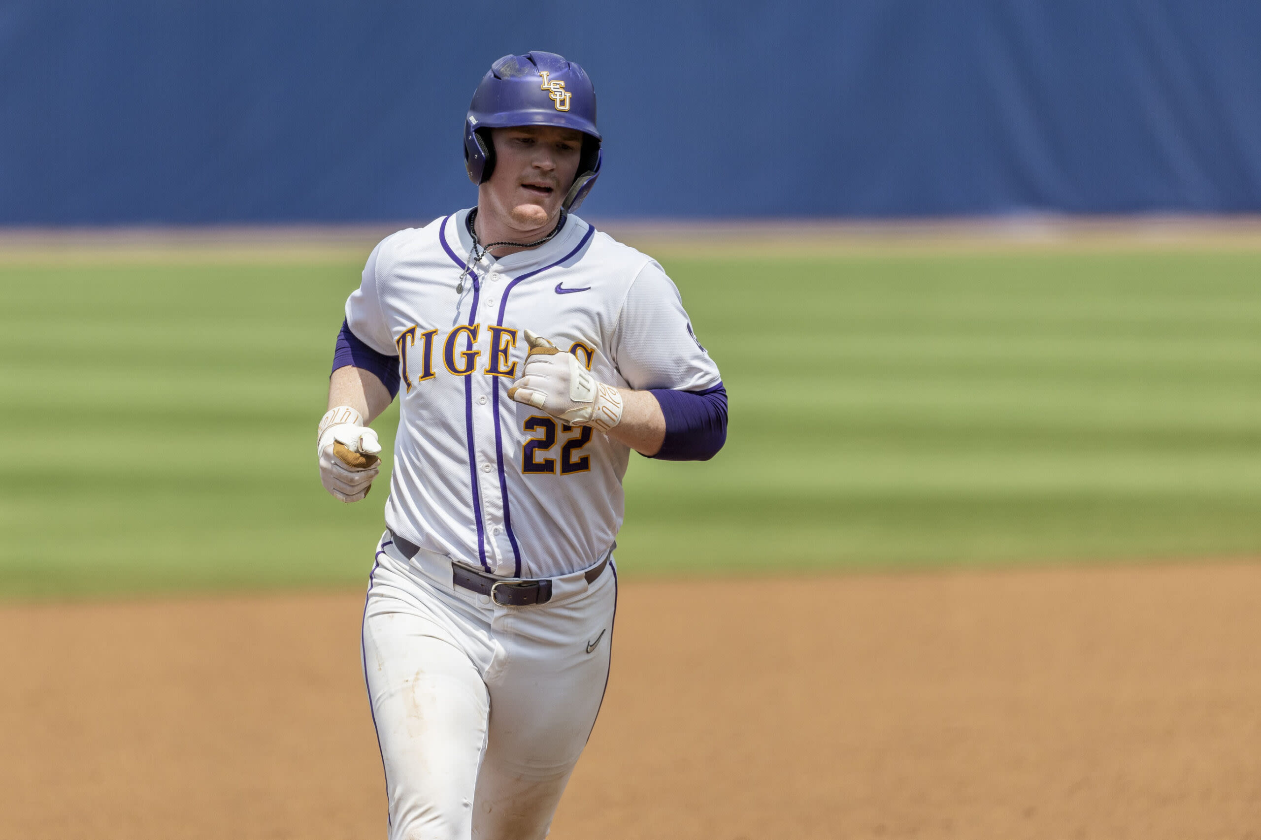 Home runs from Michael Braswell III, Jared Jones tie game in the 8th for LSU against Wofford