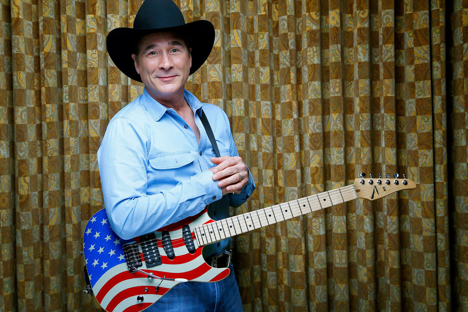 Country legend Clint Black is ‘killin’ time’ at Wolf Trap - WTOP News