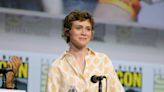Sophia Lillis Styles a Sunny Yellow Crop Top and Boot-Cut Jeans While Promoting ‘Dungeons and Dragons’ at Comic-Con