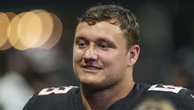 Falcons Restructure OL Chris Lindstrom's Contract, Create Cap Space for Justin Simmons