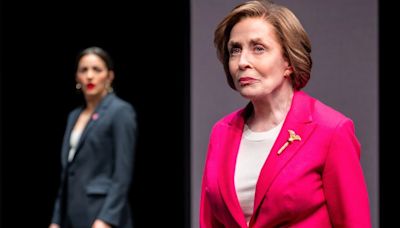 ‘N/A’ Off Broadway Review: Nancy Pelosi Wipes the House Floor With Alexandria Ocasio-Cortez