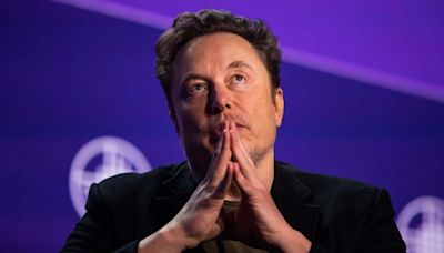 WhatsApp boss in online spat with Elon Musk