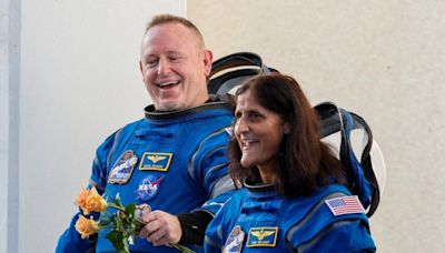 Boeing faults leave two astronauts stranded in orbit