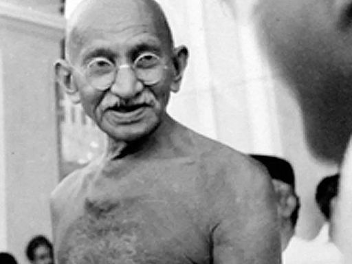 When Mahatma Gandhi Wrote A Letter To Adolf Hitler To Prevent World War II