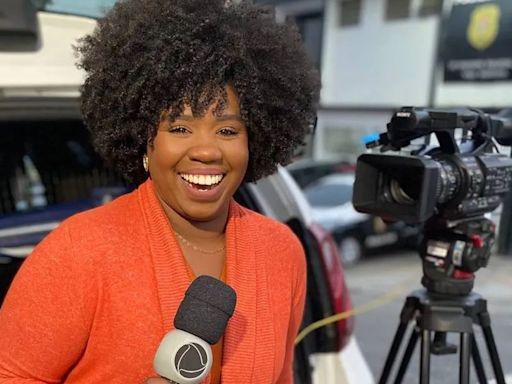 Repórter Naiara Oliveira é demitida da Record, chora e recebe aplausos de colegas