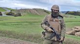 Ucranianos renunciam a vidas comuns para treinamento de 5 semanas para a guerra