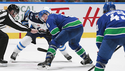 Closing Time in Winnipeg as Canucks Battle Playoff-Bound Jets | Vancouver Canucks