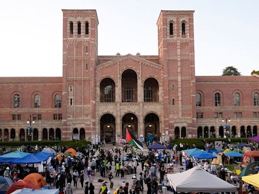 UCLA can’t allow protesters to block Jewish students from campus, judge rules