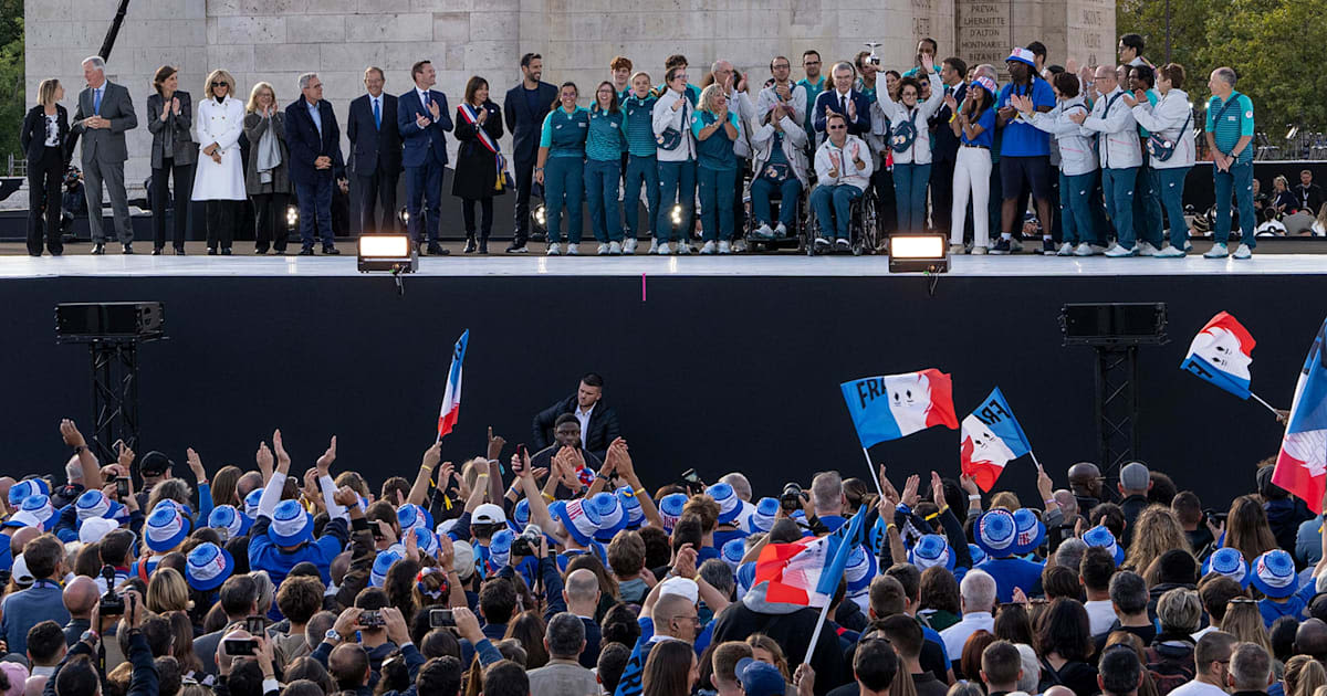 IOC awards Olympic Cup to the people of France at spectacular ceremony on the Champs-Élysées