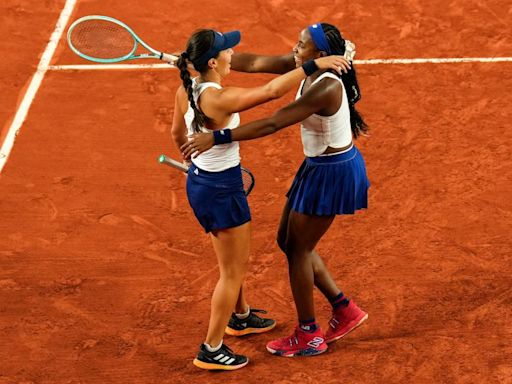 Pegula, Gauff advance with first-round-win over Australia's Perez, Saville