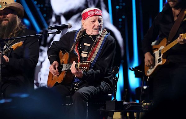 Willie Nelson’s Team Shares New Health Update After String Of Show Cancellations