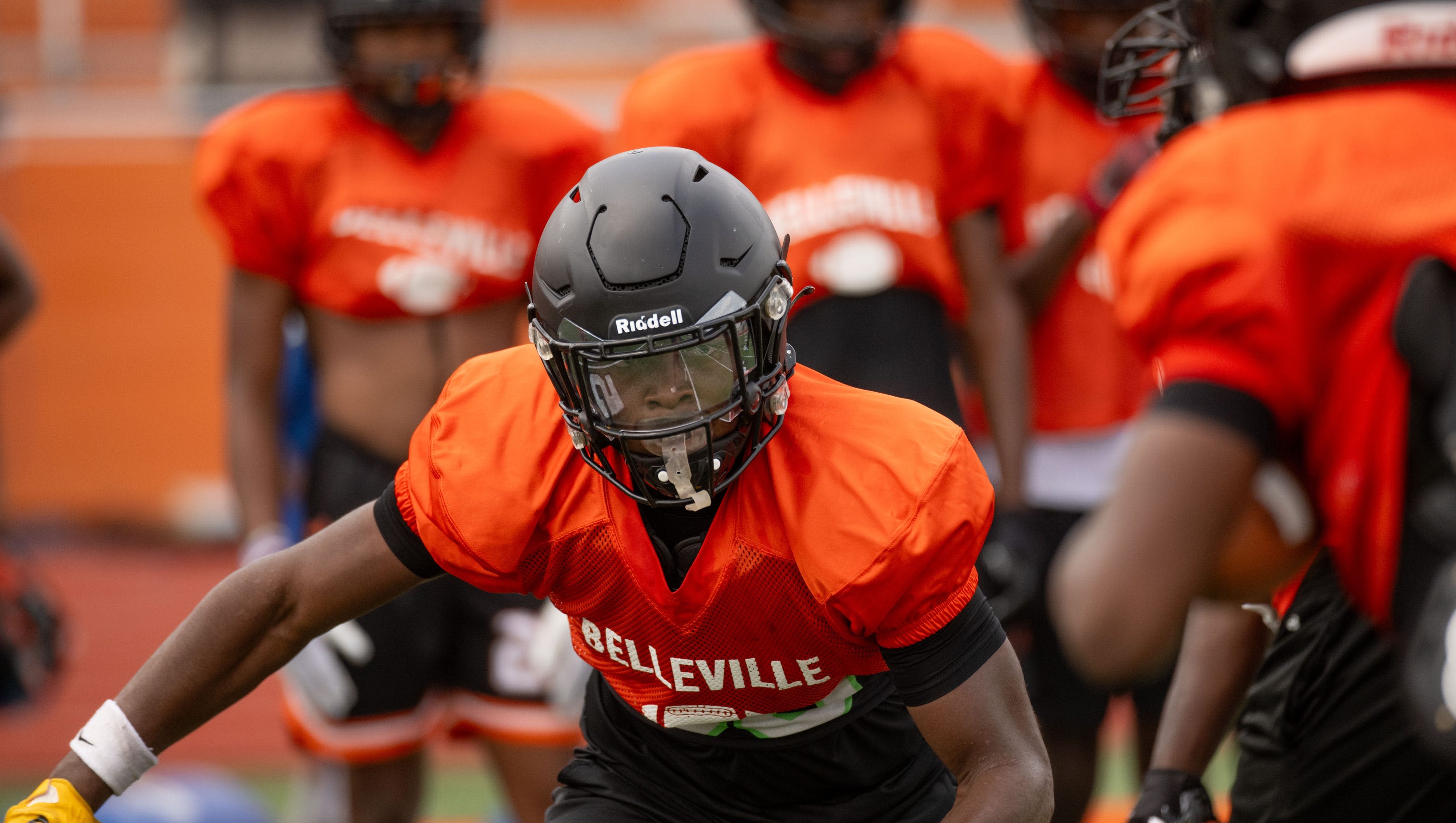 Former Belleville star Jeremiah Beasley plans to transfer from Michigan