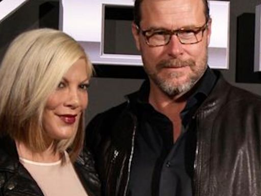 Tori Spelling Says She & Ex Dean McDermott Ate Her "Seasoned" Placenta - E! Online