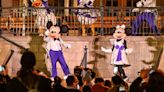 Disneyland Performers Push to Unionize, Protesting Pay, Costume Injuries and ‘the Dungeon’