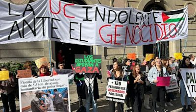 FEUC y estudiantes palestinos exigen a rector Ignacio Sánchez romper relaciones con universidades israelíes - La Tercera