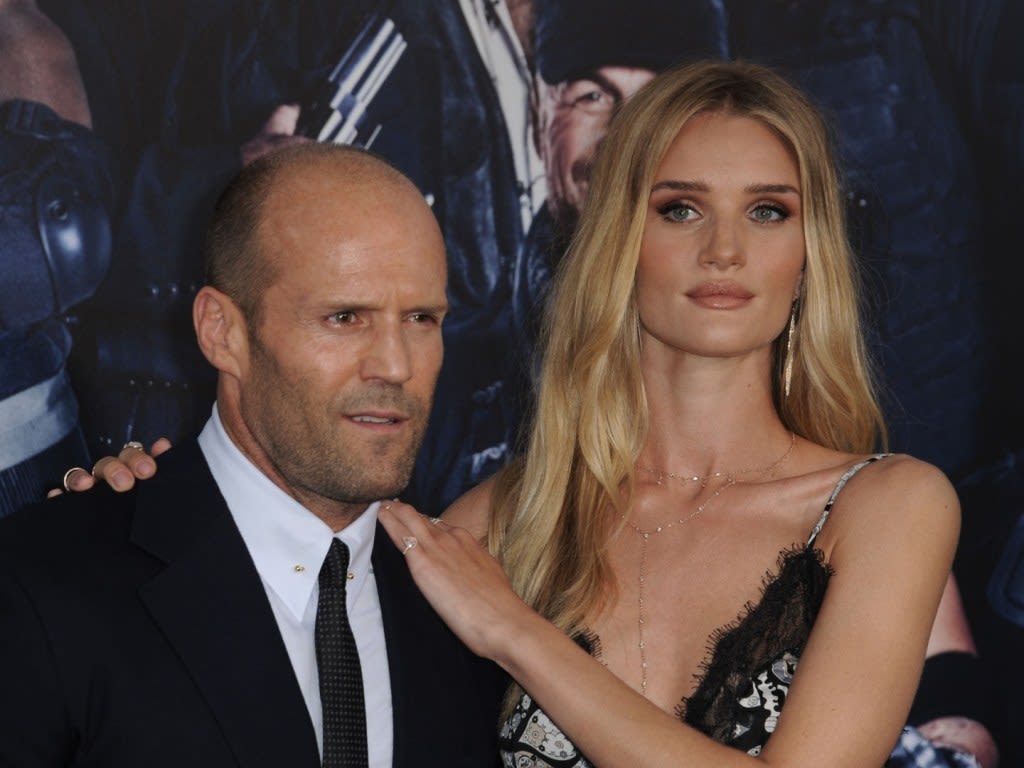 Rosie Huntington-Whiteley & Jason Statham’s Super-Rare Post Shows They Aren’t Afraid of PDA