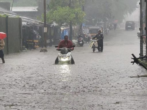 Mumbai rain: Police issue advisory as ‘IMD declares red alert’ amid heavy showers. What about schools?