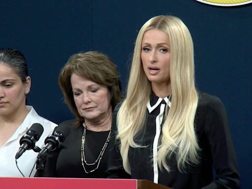 Paris Hilton apoya una medida que exigiría transparencia a centros para menores en California