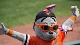 Giants' Lou Seal inducted into Mascot Hall of Fame