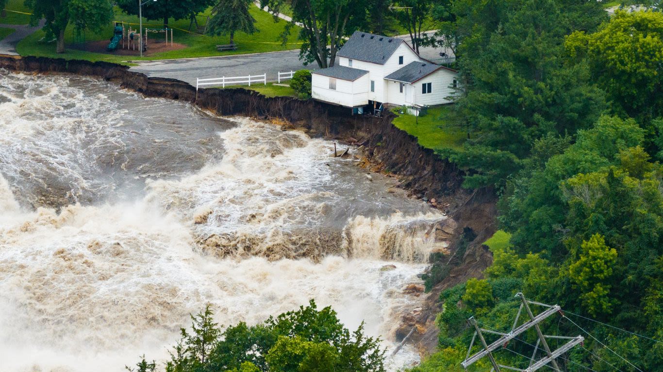 Minnesota dam at risk of "imminent failure" as Midwest faces fresh flood threats