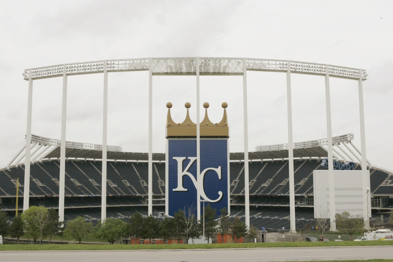 Royals vs. Brewers game moved up due to severe weather risks