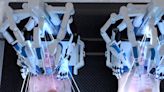 El espeluznante video sobre el supuesto desarrollo de robots con IA que trasplantan cabezas humanas | Por las redes