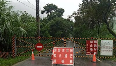 高雄原區風雨劇烈 防颱不鬆懈 阿布斯主委挺進茂林勘災慰問 | 蕃新聞